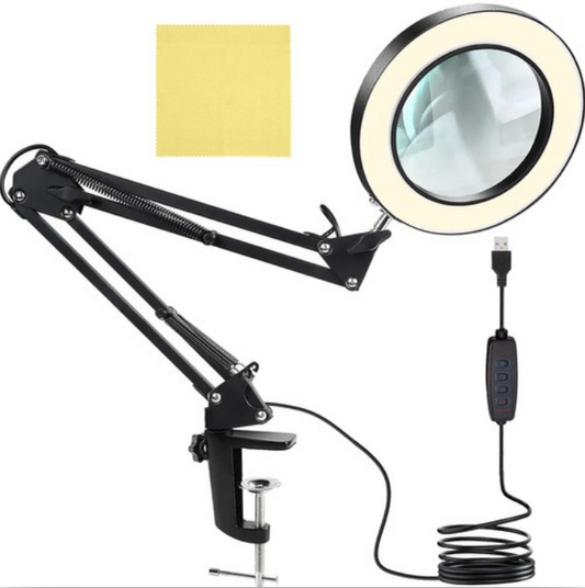 LED lampa ar palielināmo stiklu